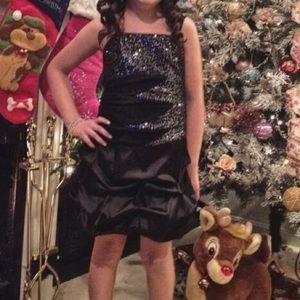 New Girl’s dance, pageant or party dress size 8